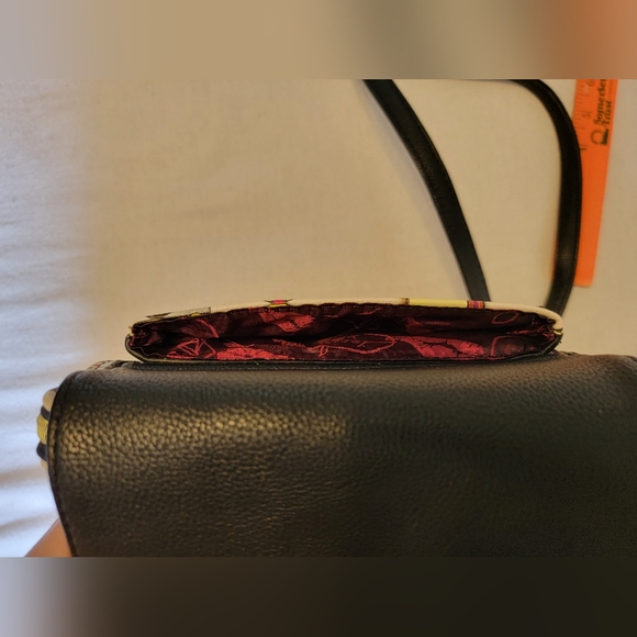 Betsy Johnson Emoji Cross Body Bag - Picture 6 of 7